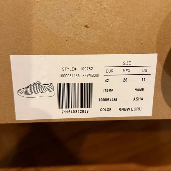 New The Sak Crochet Sneakers - Picture 16 of 16